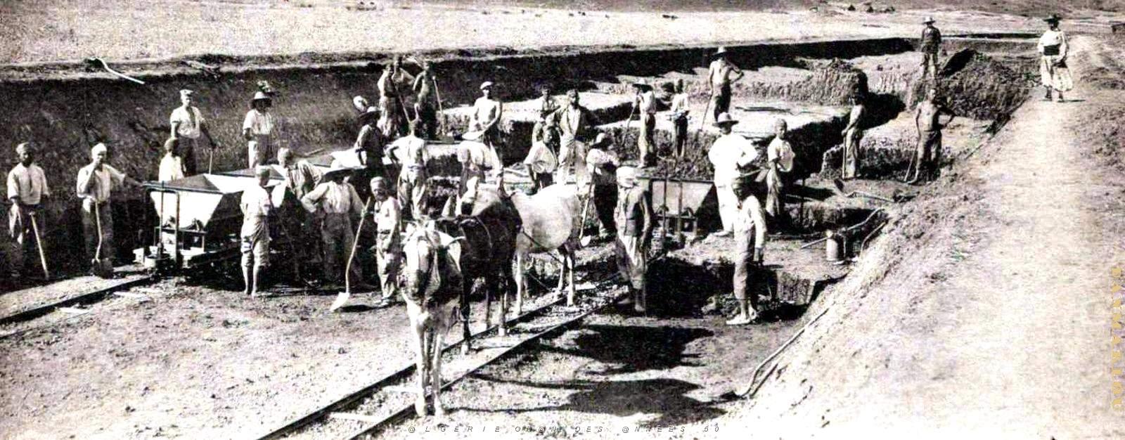 2882- Merdja - Construction de la Voie Ferree2.jpg